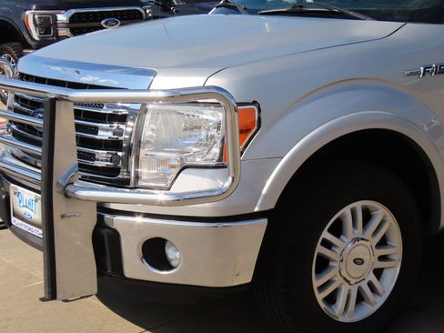 Used 2014 Ford F150 Lariat w/ Equipment Group 501A Mid image 3