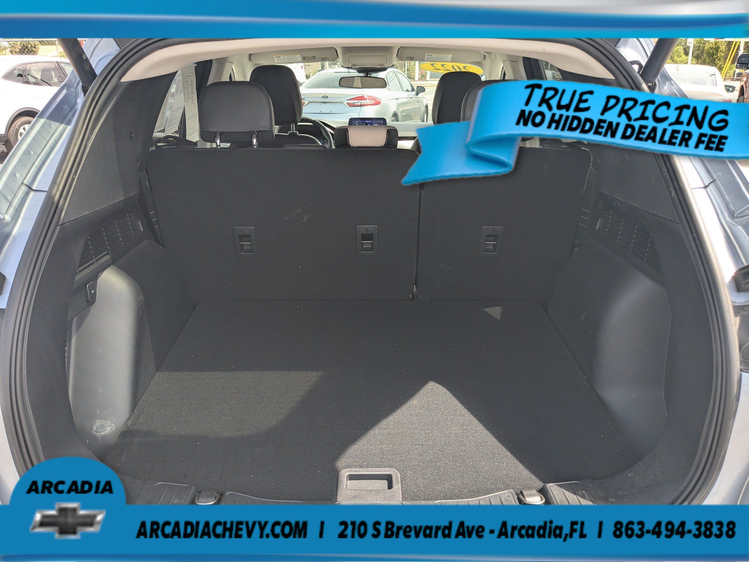 Used 2022 Ford Escape SEL w/ Technology Package FWD image 12