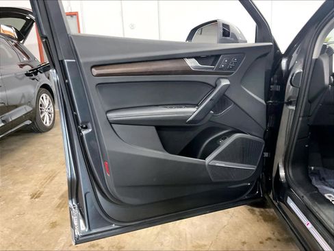 Certified 2023 Audi Q5 2.0T Premium Plus w/ Premium Plus Package image 23