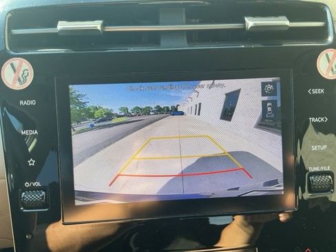 Certified 2024 Hyundai Tucson SEL FWD image 4