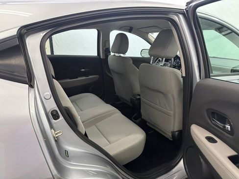 Used 2020 Honda HR-V LX image 15
