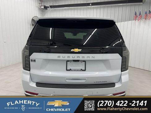 New 2026 Chevrolet Suburban Premier image 4