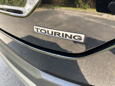 Used 2024 Honda Pilot Touring image 41