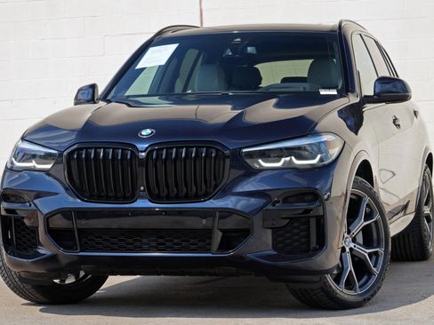 Used 2023 BMW X5 xDrive40i w/ M Sport Package AWD/4WD image 3