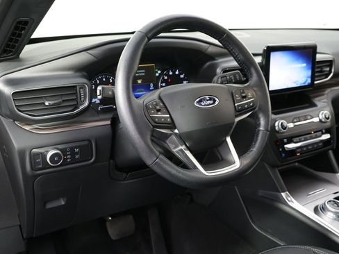 Used 2020 Ford Explorer Limited AWD/4WD image 11