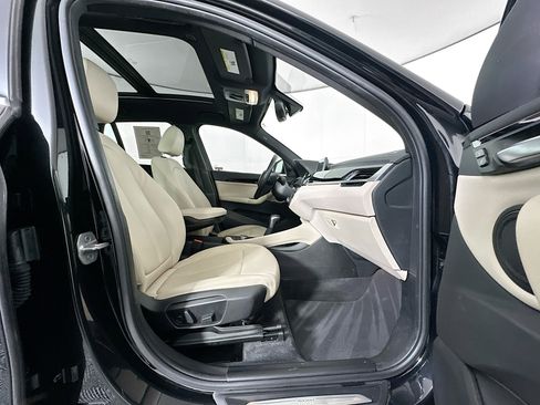Used 2018 BMW X1 sDrive28i w/ Convenience Package image 32