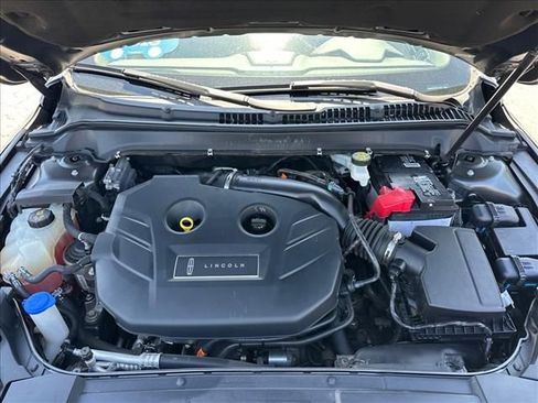 Used 2019 Lincoln MKZ Reserve FWD image 33