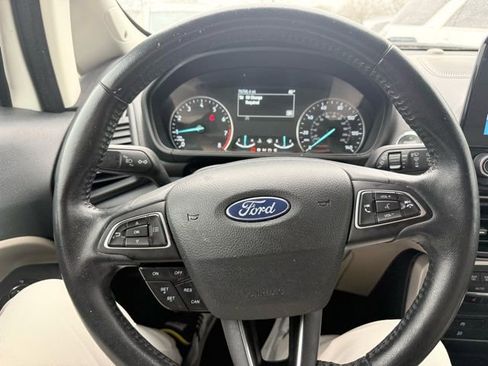 Used 2019 Ford EcoSport Titanium image 11