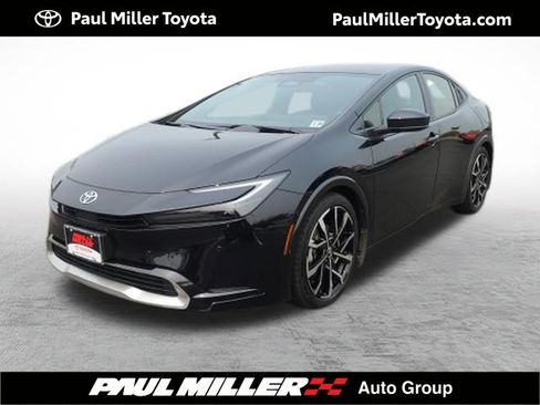 Certified 2024 Toyota Prius Prime Premium w/ Advanced Technology Package FWD image 1