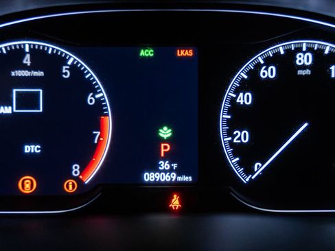 Used 2018 Honda Accord Sport image 36