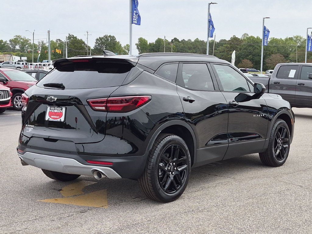New 2026 Chevrolet Blazer LT w/ Convenience Package FWD image 4