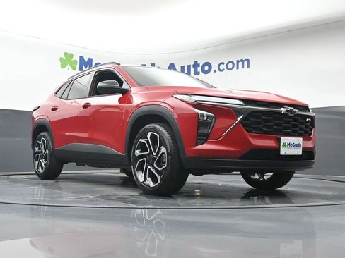 New 2026 Chevrolet Trax RS w/ Driver Confidence Package image 23