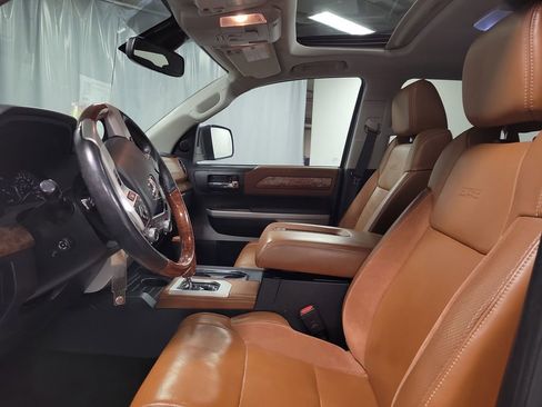 Used 2019 Toyota Tundra 1794 Edition image 12