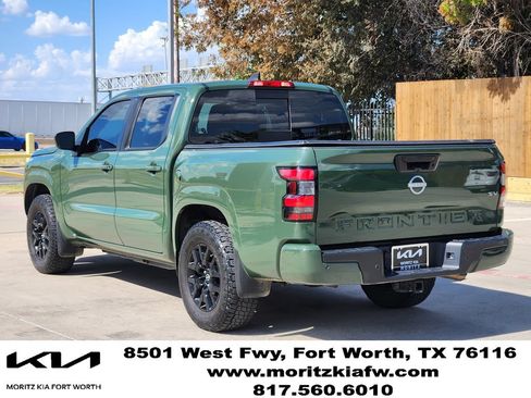 Used 2024 Nissan Frontier SV w/ SV Convenience Package RWD image 6