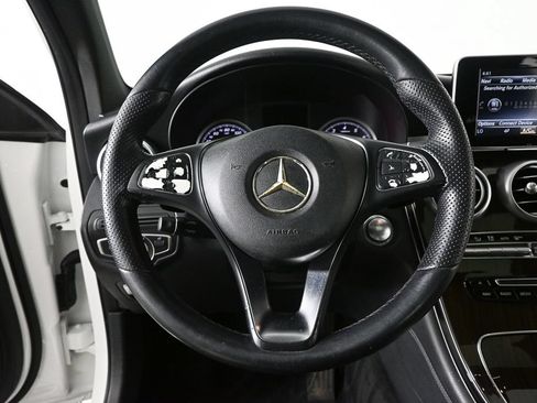 Used 2019 Mercedes-Benz GLC 300 4MATIC Coupe image 2