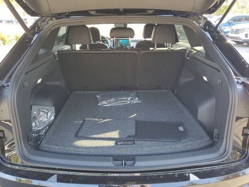 New 2026 Volkswagen Atlas Cross Sport SE image 7