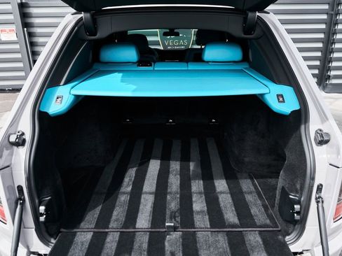 Used 2025 Rolls-Royce Cullinan Black Badge image 18