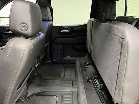 Used 2022 GMC Sierra 1500 AT4 w/ AT4 Premium Package AWD/4WD image 46