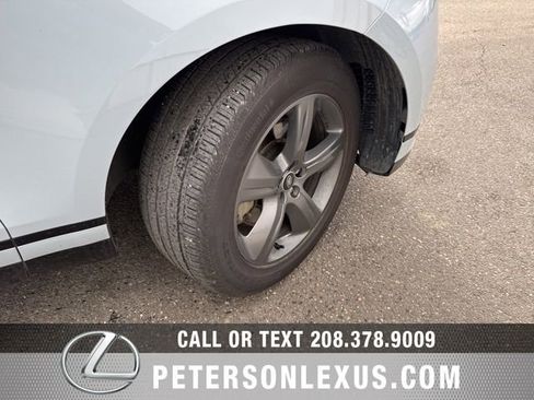 Used 2025 Land Rover Range Rover Velar Dynamic SE image 10