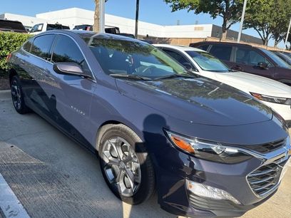 Used 2025 Chevrolet Malibu LT