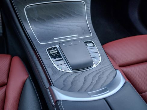 Used 2022 Mercedes-Benz GLC 300 4MATIC Coupe image 26