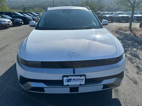 Certified 2025 Hyundai Ioniq 5 SEL image 8