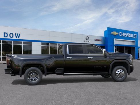 New 2026 GMC Sierra 3500 Denali Ultimate image 5