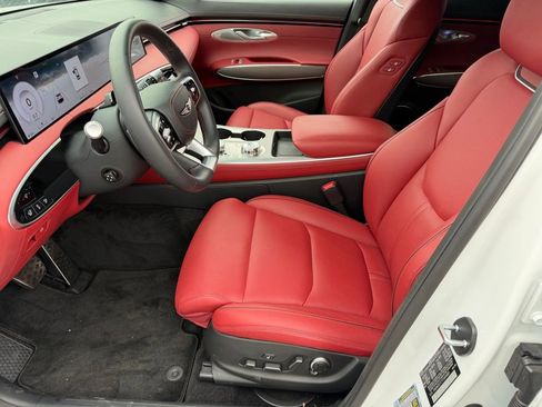 Used 2026 Genesis GV70 3.5T Sport Advanced image 23