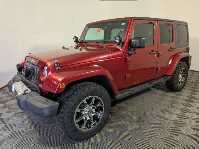 Used 2011 Jeep Wrangler Unlimited Sahara AWD/4WD image 3