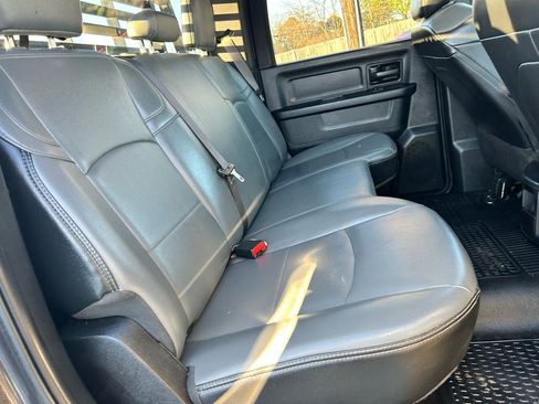 Used 2021 RAM 3500 Tradesman w/ Chrome Appearance Group image 12