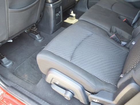 Used 2016 Dodge Journey SXT FWD image 14