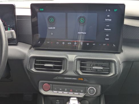 Used 2024 Ford Mustang Convertible image 5