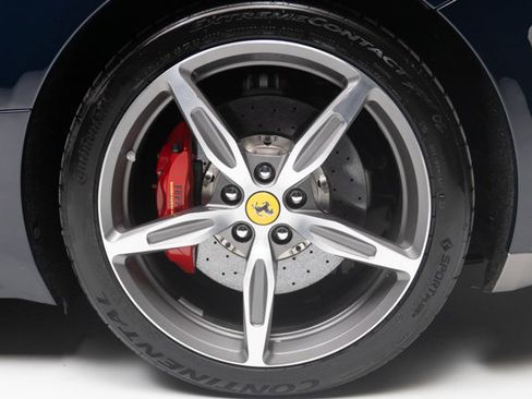 Used 2016 Ferrari California T RWD image 53