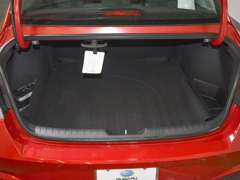 Used 2023 Hyundai Elantra SE w/ Preferred Accessory Package image 24