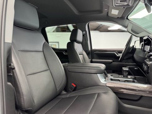 Used 2024 Chevrolet Silverado 1500 LTZ w/ LTZ Convenience Package II image 37