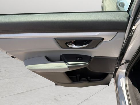 Used 2019 Honda CR-V LX image 32