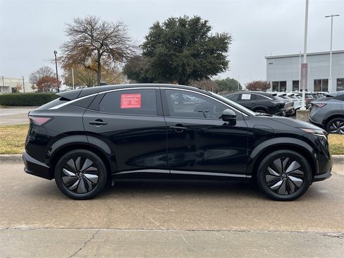 Certified 2023 Nissan Ariya Engage image 3