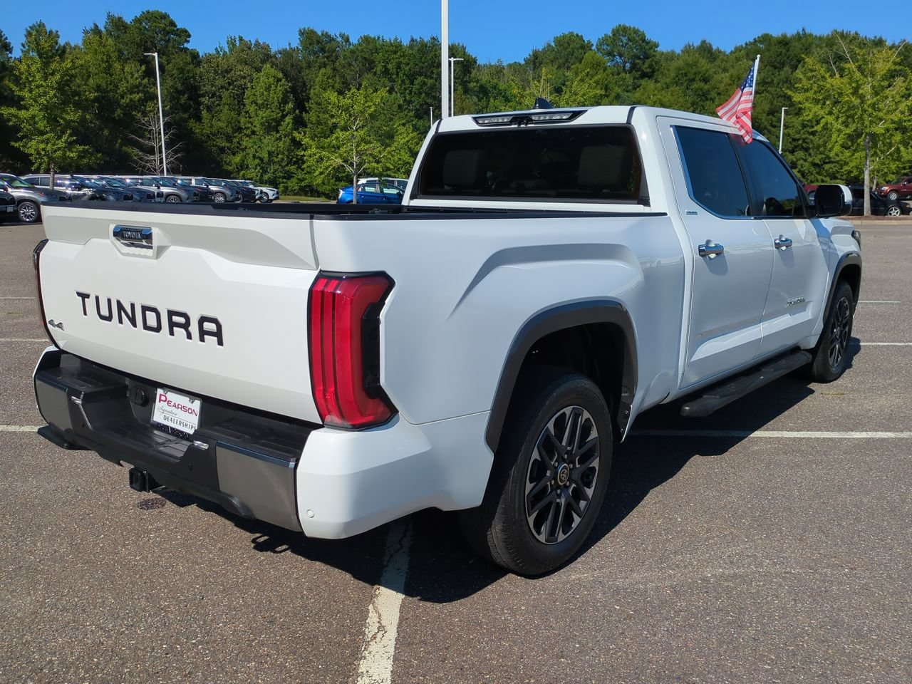 Used 2024 Toyota Tundra Limited AWD/4WD image 4