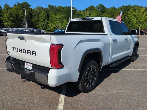 Used 2024 Toyota Tundra Limited AWD/4WD image 4