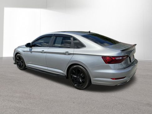 Used 2021 Volkswagen Jetta R-Line w/ R-Line Cold Weather Package FWD image 5