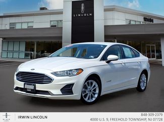 Used 2019 Ford Fusion SE FWD video 1
