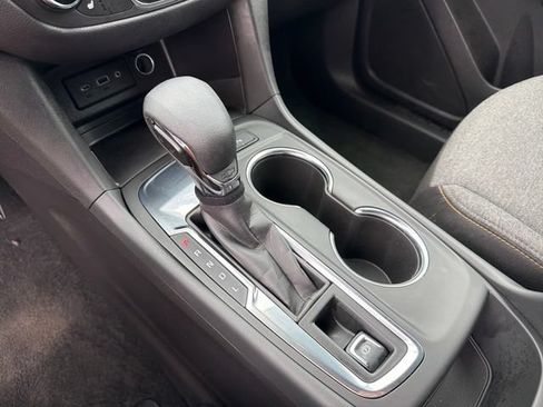 Certified 2024 Chevrolet Equinox LT FWD image 20