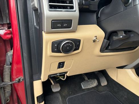 Used 2017 Ford F250 Lariat w/ Tow Technology Bundle AWD/4WD image 29