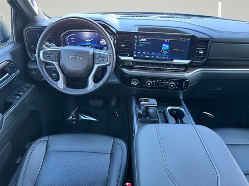Used 2023 Chevrolet Silverado 1500 RST w/ LPO, Dark Essentials Package AWD/4WD image 9