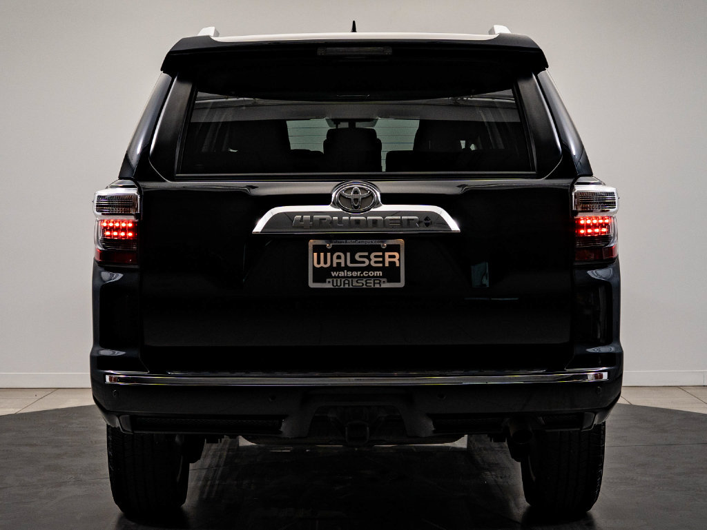Used 2019 Toyota 4Runner Limited AWD/4WD image 7