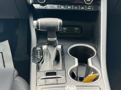 Used 2023 Kia K5 LXS image 19