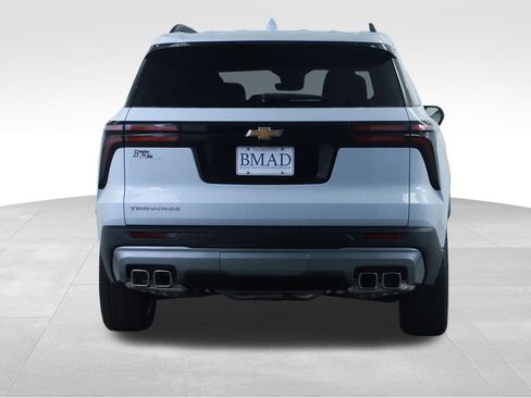 New 2026 Chevrolet Traverse LT w/ Enhanced Driving Package image 11