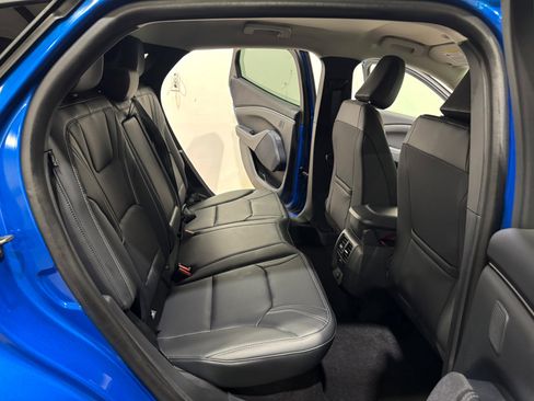 Used 2025 Ford Mustang Mach-E Premium image 21