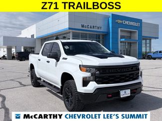 Used 2024 Chevrolet Silverado 1500 Custom Trail Boss w/ LPO, Dark Essentials Package AWD/4WD video 1