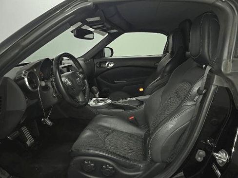 Used 2019 Nissan 370Z Touring Sport RWD image 22